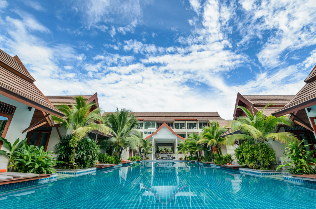 Serena Hotel
